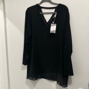 Simply Noelle top XXL (16-18)